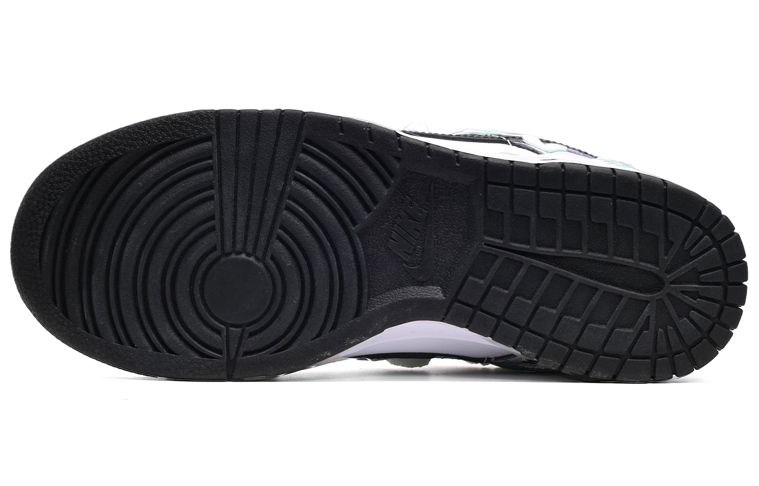 Sizing ナイキ ダンク LOW ハートパッチ 黒白 (Nike Dunk LOW Heart Patch Black/White) DD1391-100(TeamE-男款爱心贴黑白灰)