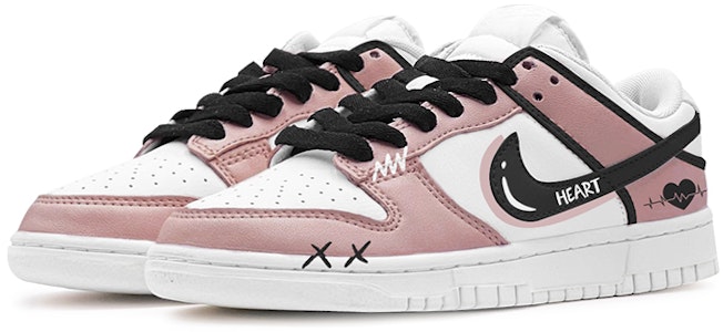 【客製球鞋】Nike Dunk Low 心動愛心 特殊鞋盒 低筒 板鞋 GS 粉黑 Lookbook 【客製球鞋】Nike Dunk Low 心動愛心 特殊鞋盒 低筒 板鞋 GS 粉黑