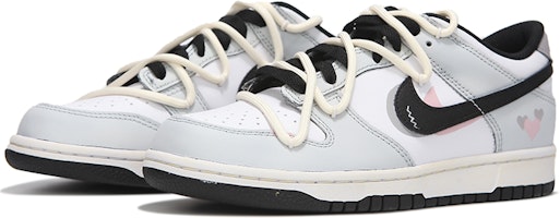 나이키 덩크 로우 '하트악마' (Nike Dunk Low 'Heart Devil') CW1590-100(Team82-女款爱心小恶魔) Lookbook 나이키 덩크 로우 '하트악마' (Nike Dunk Low 'Heart Devil') CW1590-100(Team82-女款爱心小恶魔)