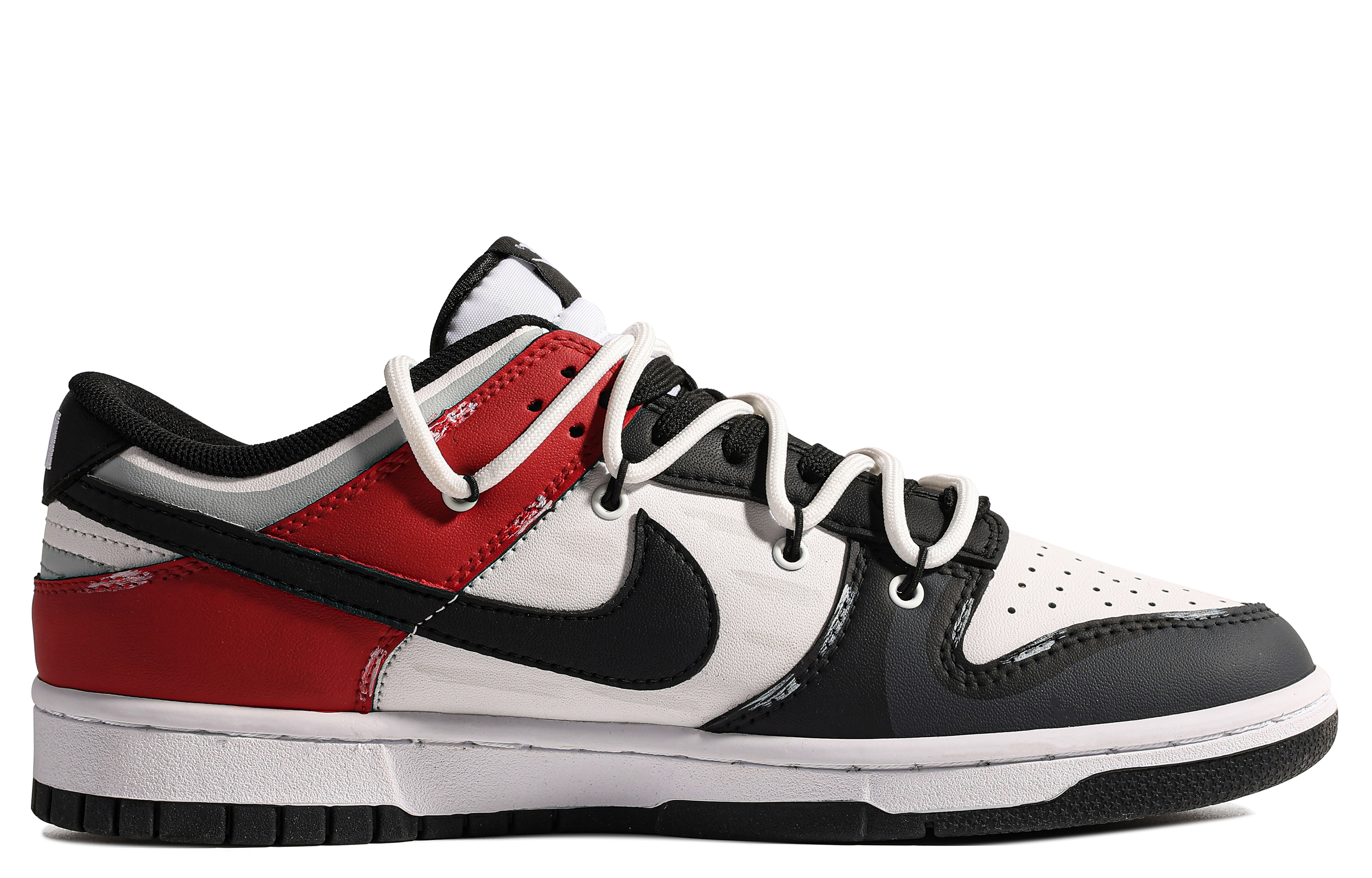 Order 【カスタムシューズ】ナイキ ダンクロー「情熱の黒赤グレー」 CW1590-100(TeamM-女款热血人生S-BOX)