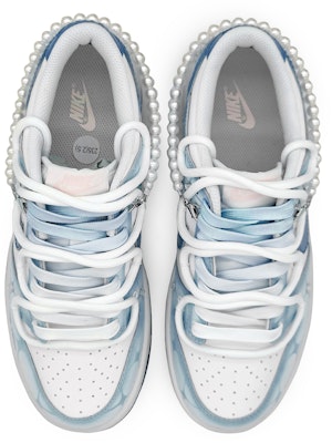 【客製化球鞋】Nike Dunk Low 碧藍星辰 鑲鑽 解構雙鞋帶 漸變冰藍 小清新色彩 低筒 板鞋 GS 冰藍 Shop 【客製化球鞋】Nike Dunk Low 碧藍星辰 鑲鑽 解構雙鞋帶 漸變冰藍 小清新色彩 低筒 板鞋 GS 冰藍