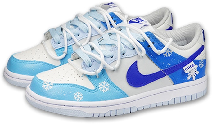 나이키 덩크 로우 '아이보리/하늘색 크리스마스 눈꽃' FB1843-141(TeamF-女款冰雪圣诞) Lookbook 나이키 덩크 로우 '아이보리/하늘색 크리스마스 눈꽃' FB1843-141(TeamF-女款冰雪圣诞)