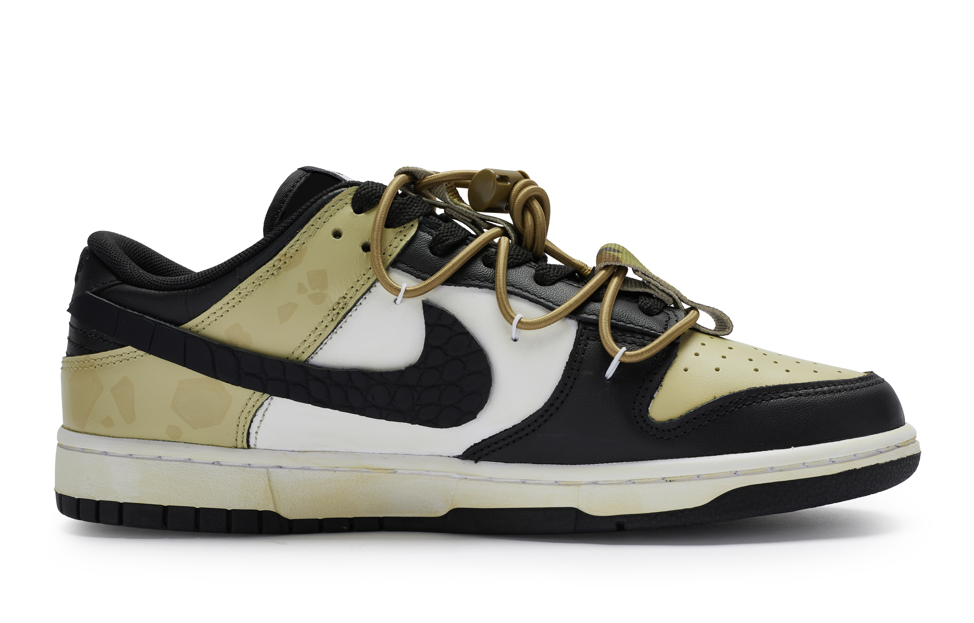 Order Zapatillas Nike Dunk Low 'Aventura en la Selva Negro Blanco Gris Verde' CW1590-100-484826