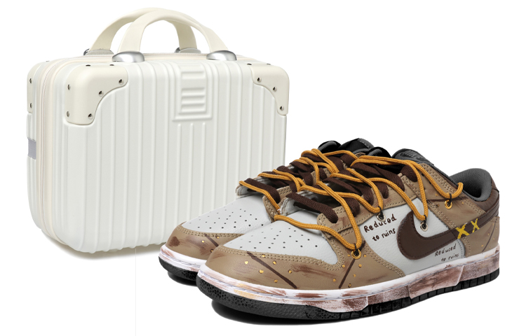 Buy [定制鞋] 耐克Dunk Low '卡其棕复古低帮' DC9560-001(Team拾玖-复古做旧棕女)