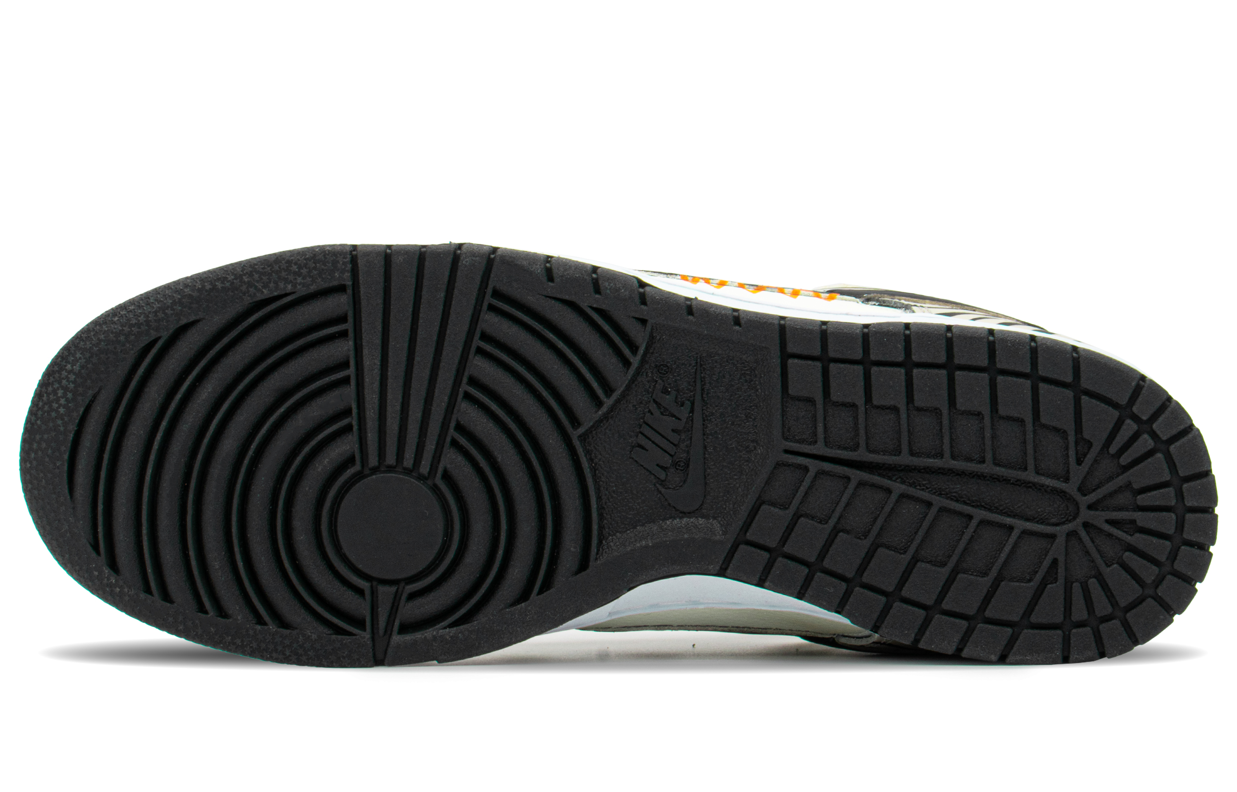 Shop 나이키 덩크 로우 '카키 팬다 해체된 하트' (71 characters) DJ6188-002(TeamA-DKL斑马纹男S-BOX)