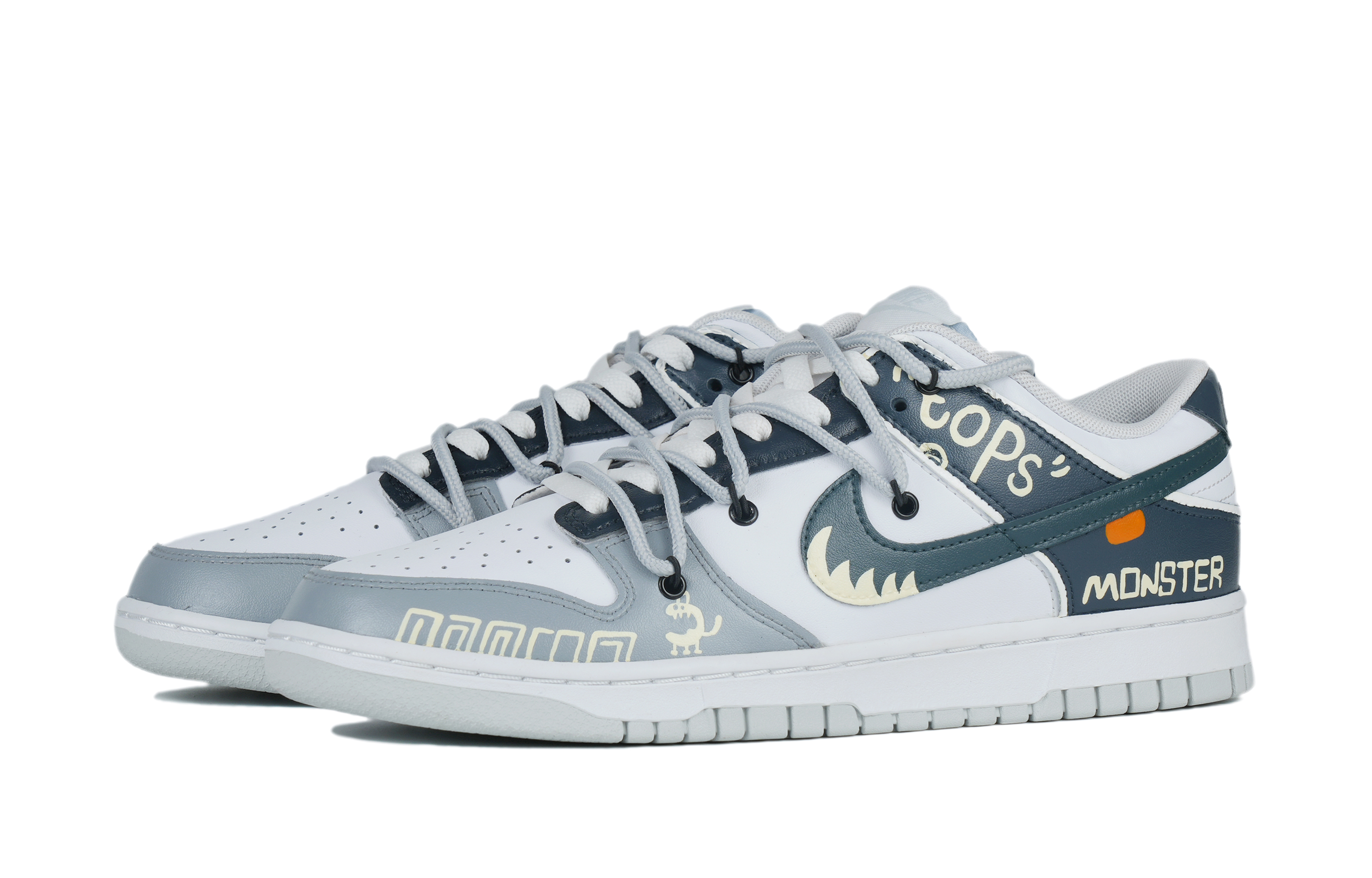 Shop [Kasur Kasut] Nike Dunk Low 'Kotak Khas Raksasa Kecil' DV0831-101-466149