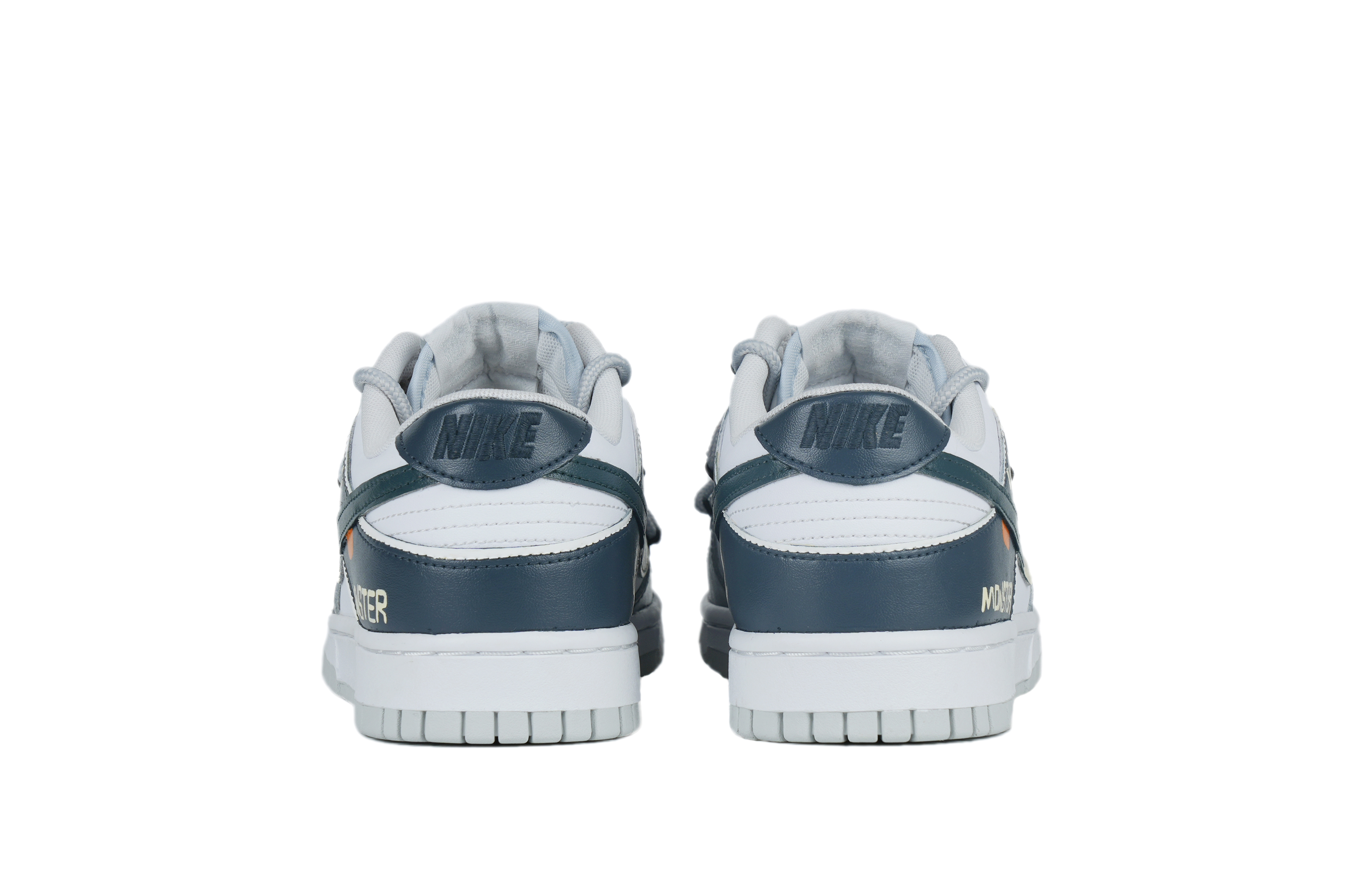 Purchase [Kasur Kasut] Nike Dunk Low 'Kotak Khas Raksasa Kecil' DV0831-101-466149