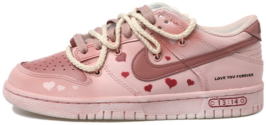 【訂製球鞋】Nike Dunk Low OKHR 浸染 漸變 愛心 LOVE 情侶 1314 解構鞋帶 低幫 板鞋 GS 粉色 Buy 【訂製球鞋】Nike Dunk Low OKHR 浸染 漸變 愛心 LOVE 情侶 1314 解構鞋帶 低幫 板鞋 GS 粉色