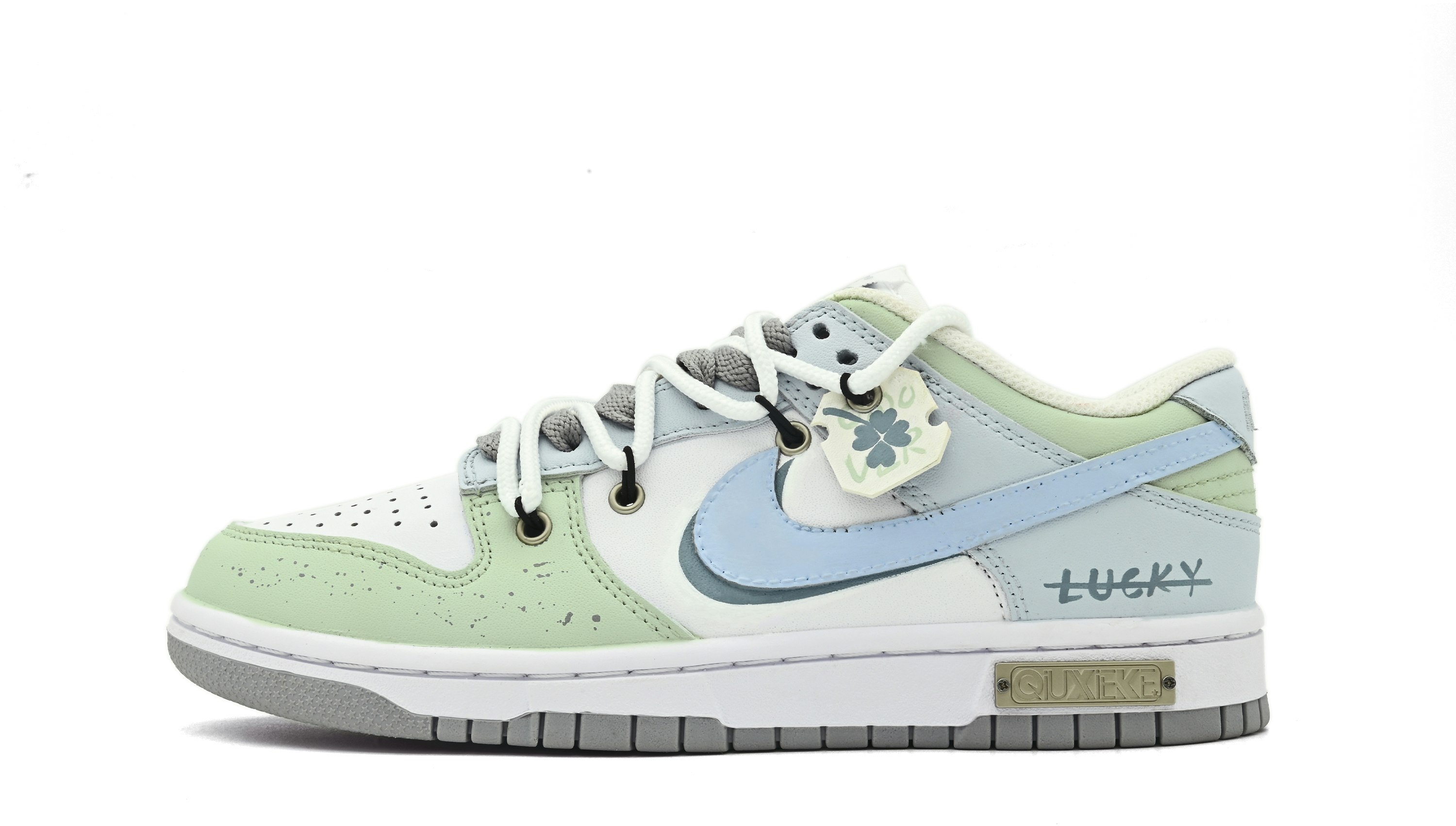 custom-shoes-nike-dunk-low-lucky-clover