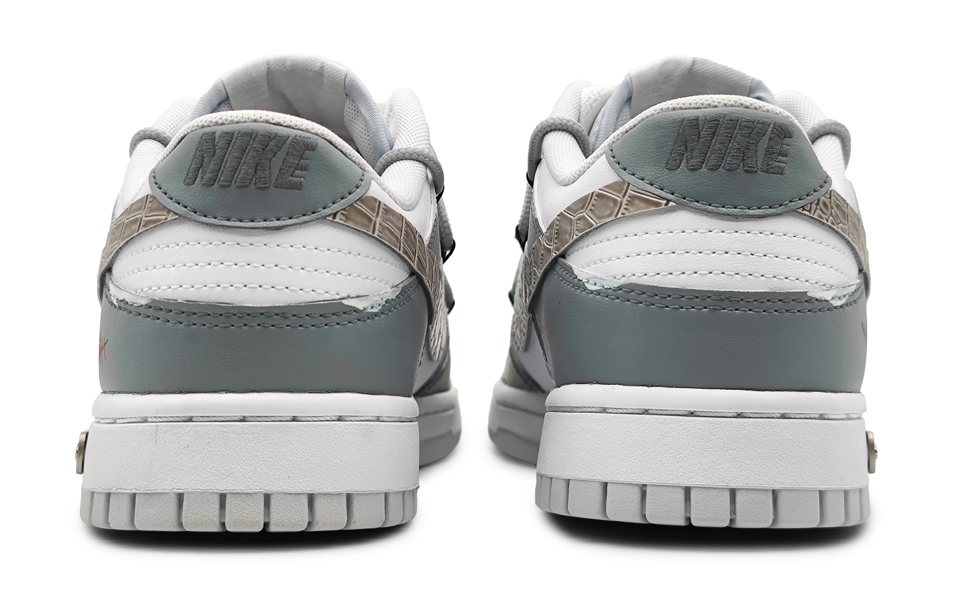 Purchase [Kasut Tersuai] Nike Dunk Low 'Magic Space Poker Joker Kelabu Biru Hijau' DH9765-102(Team16-女款魔术空间蓝绿)