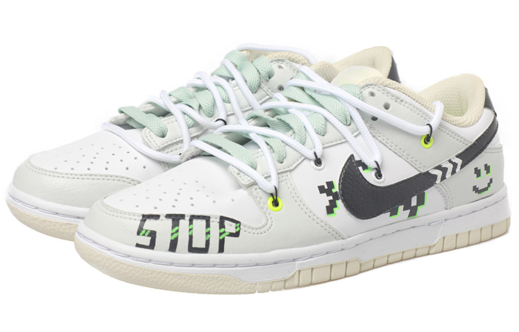 Lookbook 【定製球鞋】Nike Dunk Low 元宇宙主題 機甲設計 結構鞋帶 Vibe風 馬賽克笑臉 STOP 箭頭 低幫 板鞋 男款 白黑