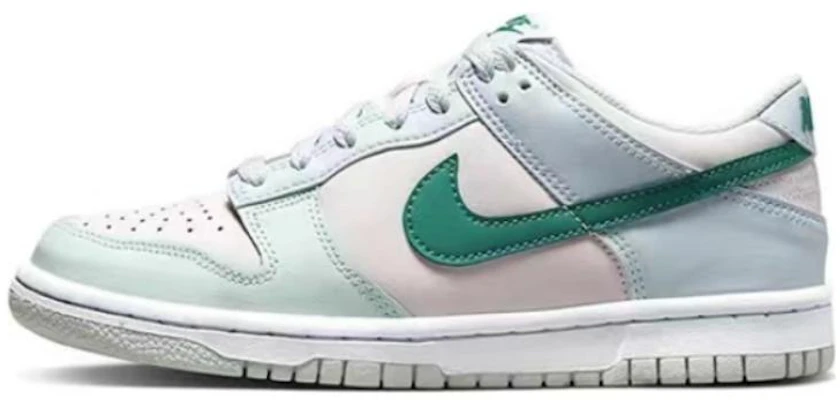 【訂製球鞋】Nike Dunk Low 牛奶盒子 雙X 線條 奶油 可愛 刺繡貼 低筒 板鞋 GS 藍色 Details for 【訂製球鞋】Nike Dunk Low 牛奶盒子 雙X 線條 奶油 可愛 刺繡貼 低筒 板鞋 GS 藍色