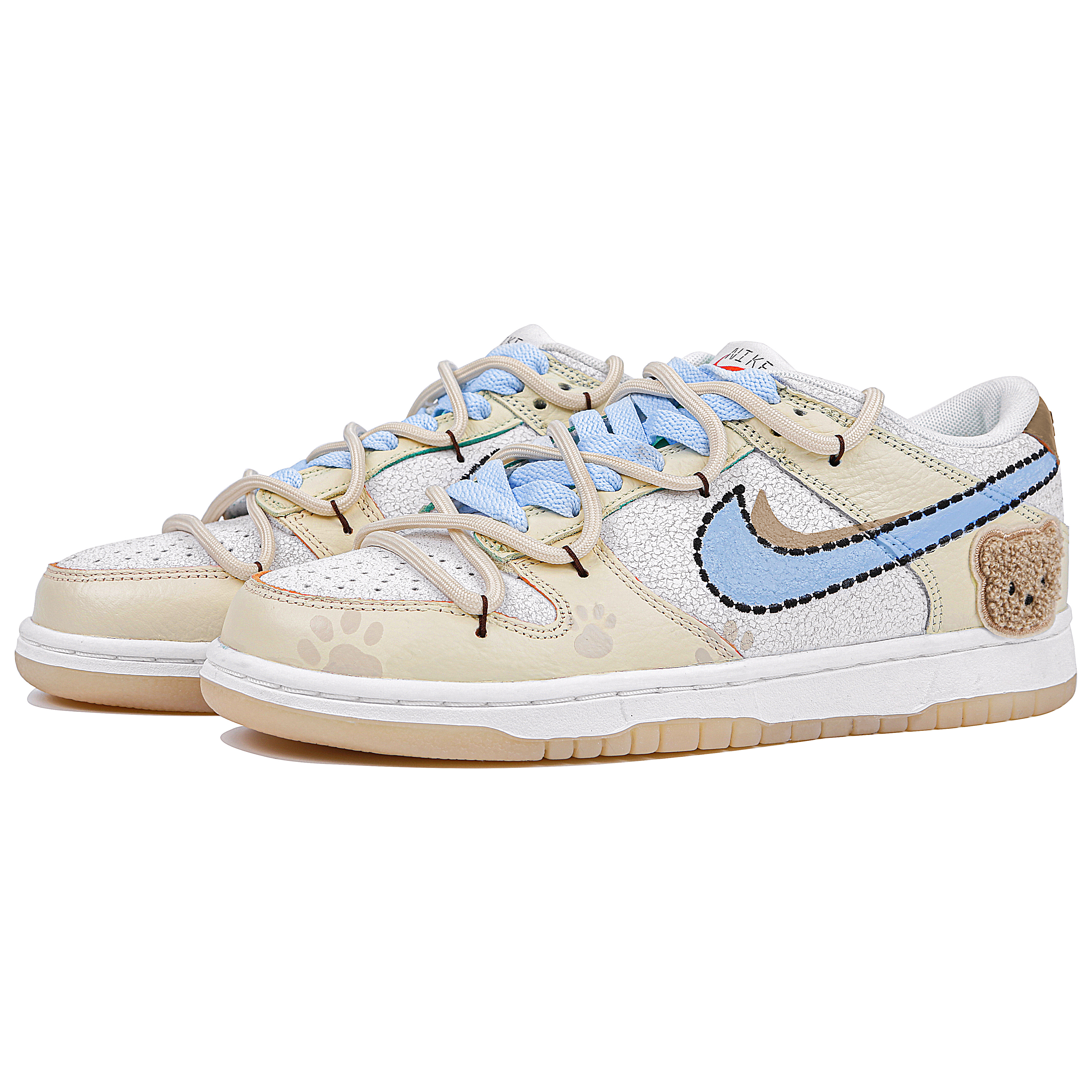 Lookbook 【定制鞋款】耐克Dunk Low“牛奶糖小熊” DX3363-100(Team4-女款小熊奶糖SBOX)
