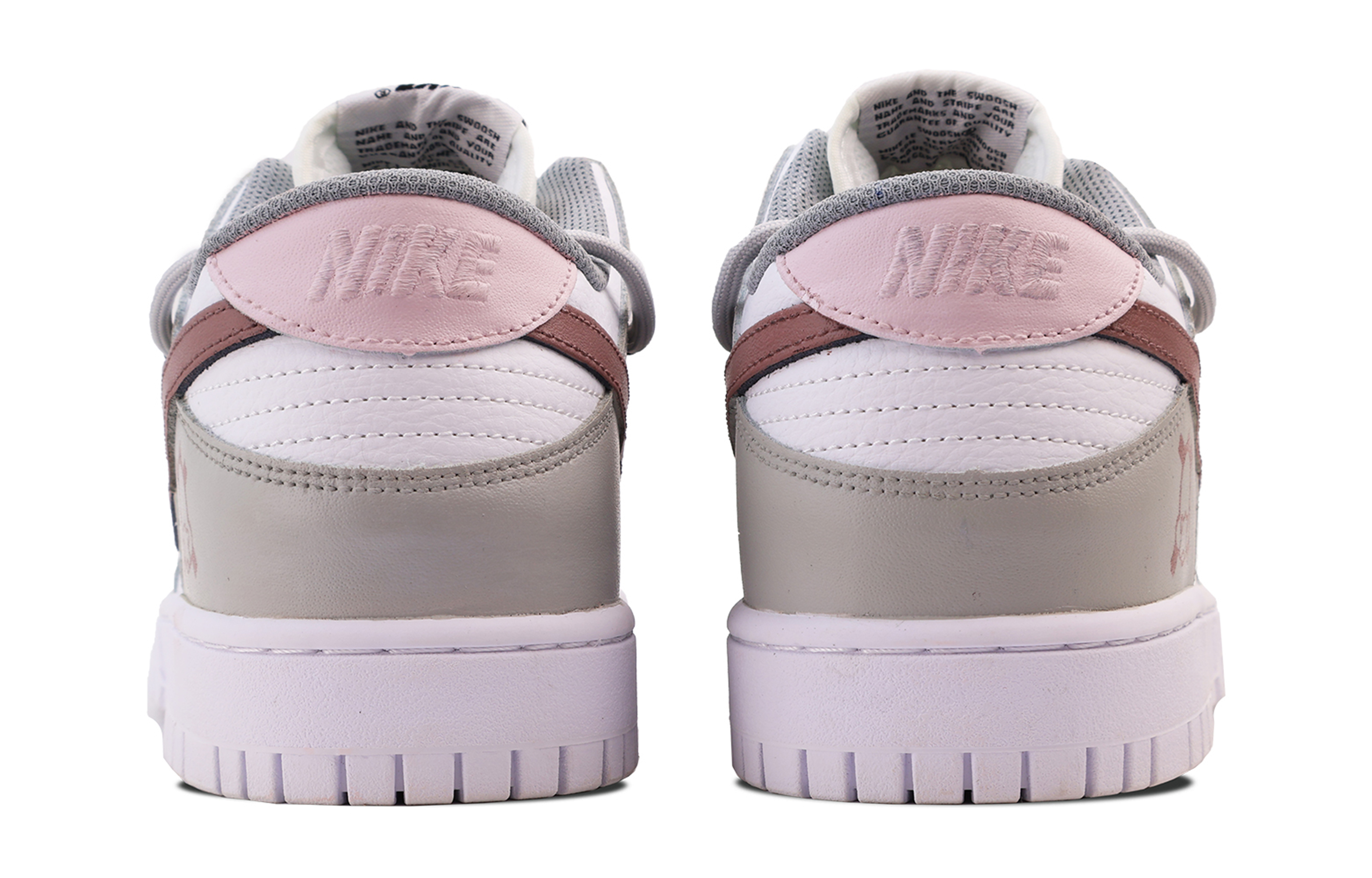 Shop 【訂製球鞋】Nike Dunk Low 小黃鴨 潮流高街 preppy 小眾高級 簡約 百搭 低筒 板鞋 男款 奶粉色