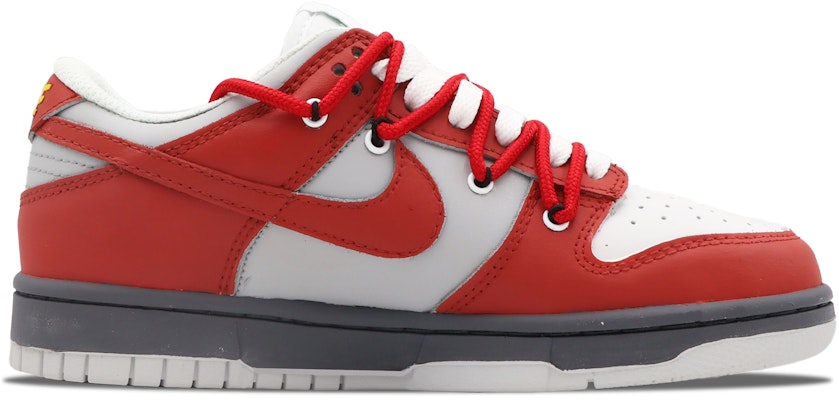 【訂製球鞋】Nike Dunk Low 柏圖斯 街頭 解構 無性別風 簡約 低筒 滑板鞋 男款 白紅 Lookbook 【訂製球鞋】Nike Dunk Low 柏圖斯 街頭 解構 無性別風 簡約 低筒 滑板鞋 男款 白紅