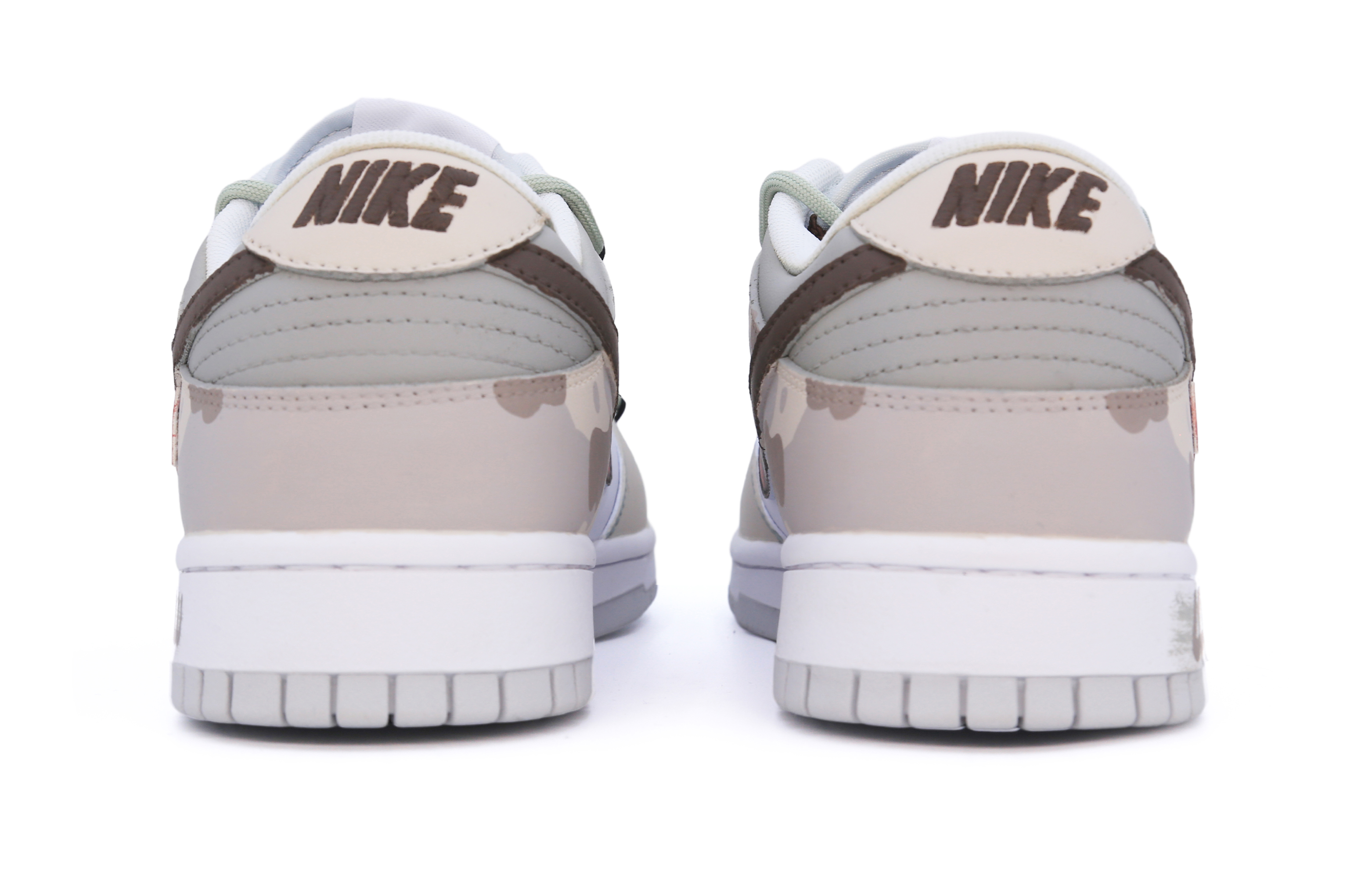 Shop 나이키 덩크 로우 '미스트 카모 그라피티' (커스텀) DH9765-102-478349