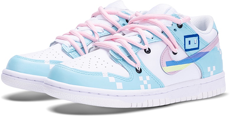 【定制球鞋】 Nike Dunk Low 電競主題 電玩像素風 霓虹色塊 機器人 解構風 雙鞋帶 低幫 板鞋 GS 粉白藍 Lookbook 【定制球鞋】 Nike Dunk Low 電競主題 電玩像素風 霓虹色塊 機器人 解構風 雙鞋帶 低幫 板鞋 GS 粉白藍