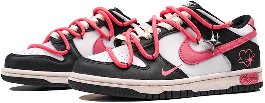 【客製化球鞋】Nike Dunk 低筒 霓虹甜心 Y2K 千禧辣妹 熊貓 防滑耐磨 板鞋 GS 黑粉 Lookbook 【客製化球鞋】Nike Dunk 低筒 霓虹甜心 Y2K 千禧辣妹 熊貓 防滑耐磨 板鞋 GS 黑粉