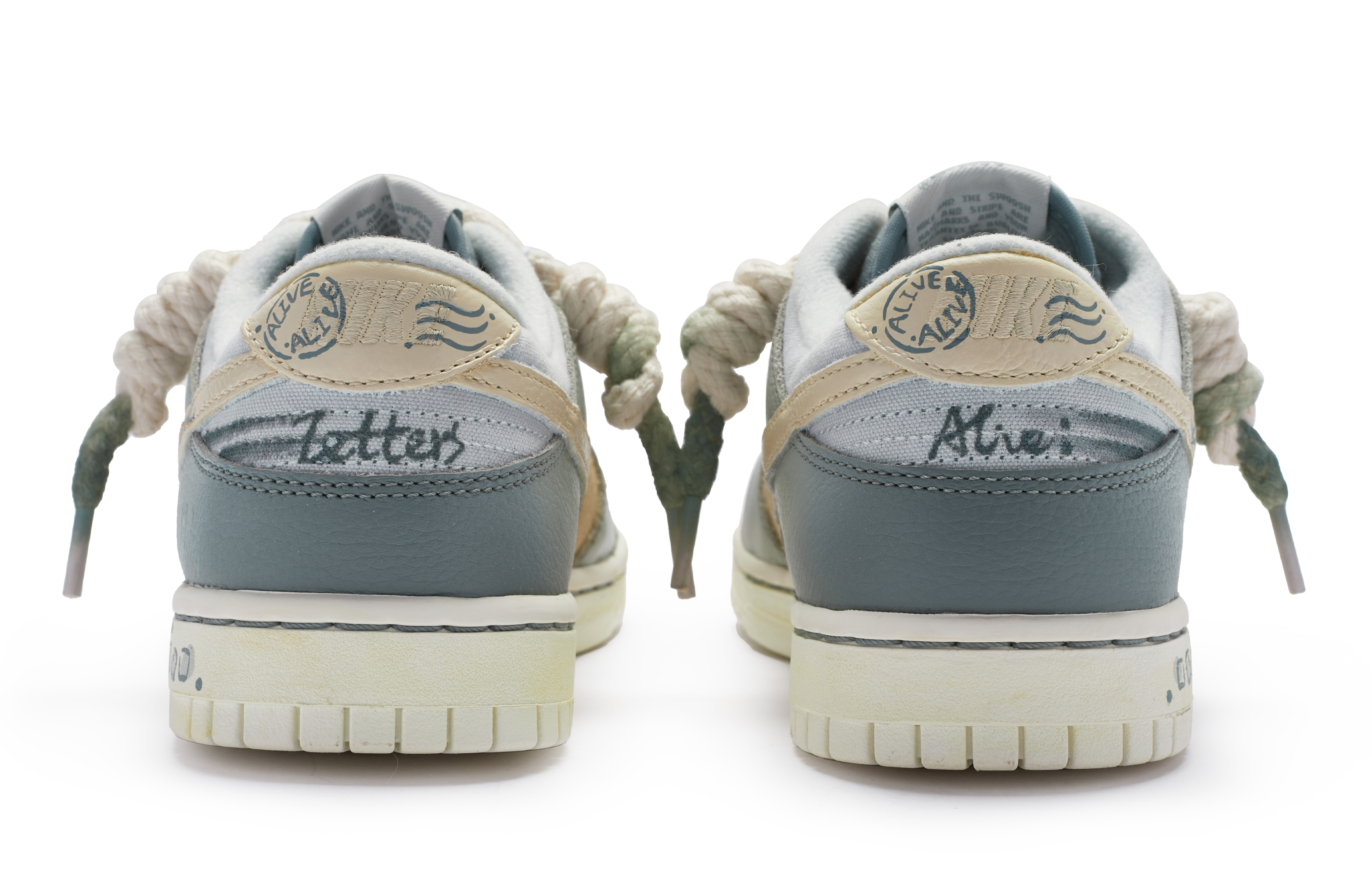 Shop [Kasut Custom] Nike Dunk Low 'Putih Dioksidasi Hijau Kelabu' DV7212-300(Team80-男款展信佳白绿灰)