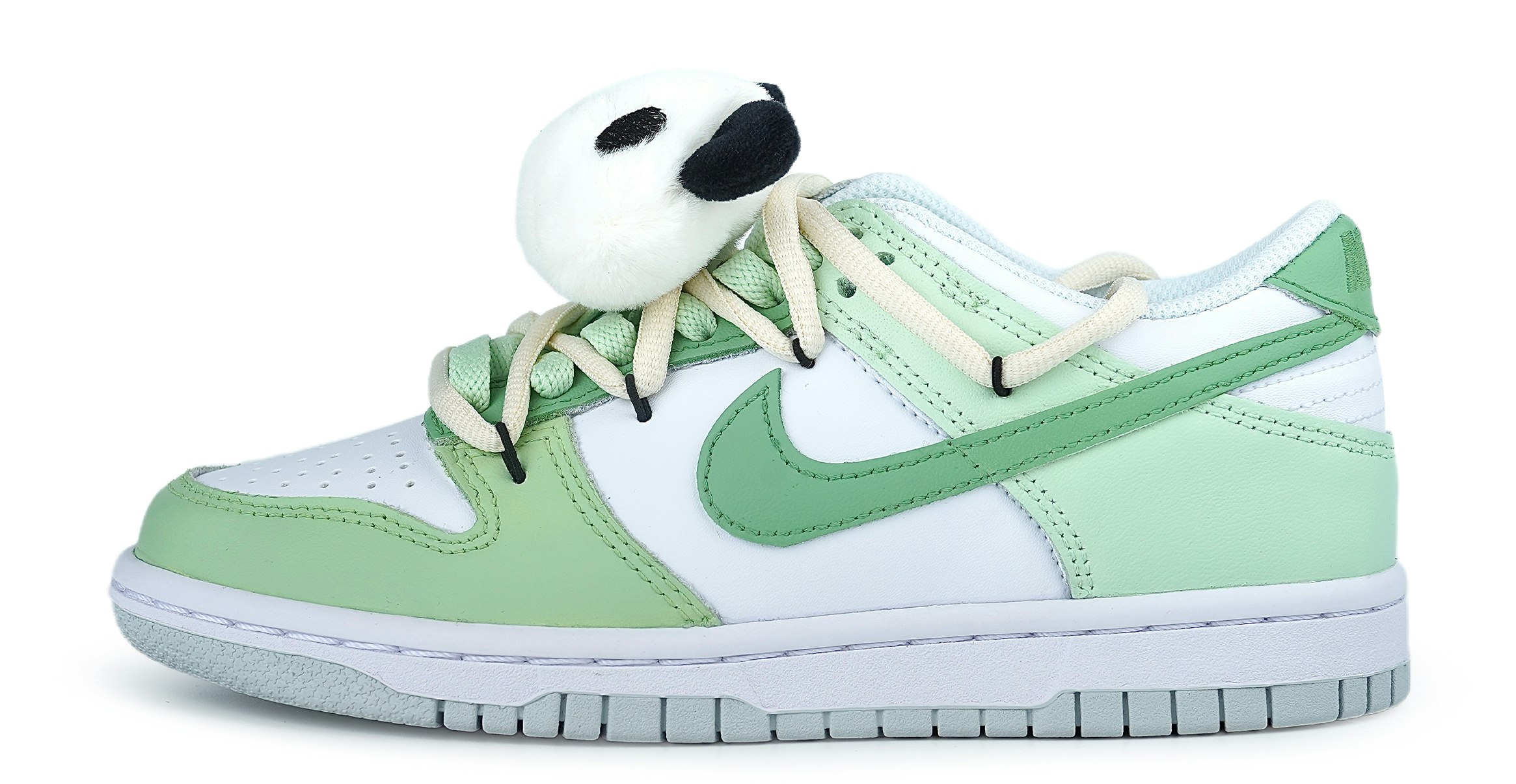 custom-shoes-nike-dunk-low-panda-bamboo-deconstructed