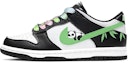 Buy 나이키 덩크 로우 '판다 뱀부 그래피티' (Nike Dunk Low 'Panda Bamboo Graffiti') CW1590-100(Team叁-女款绿钩熊猫SBOX)