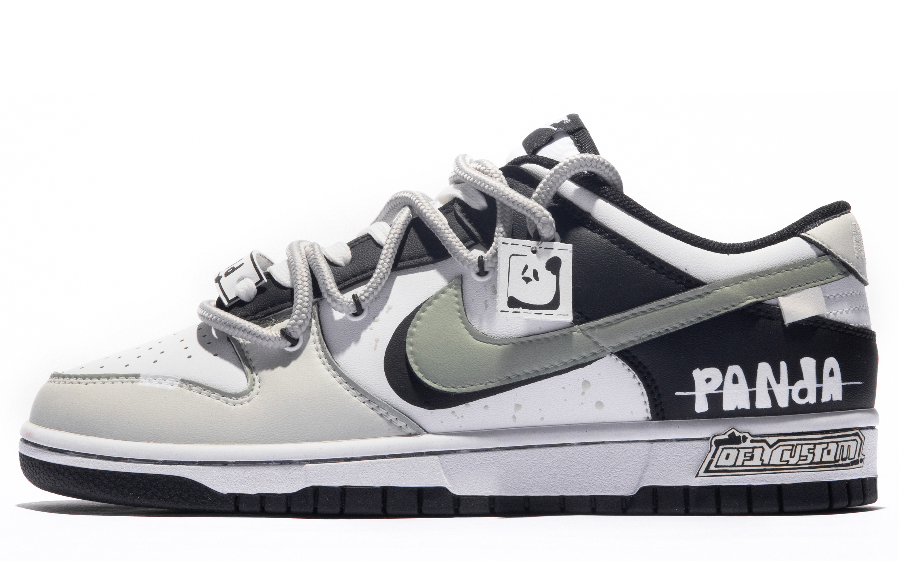 Buy [Zapatillas Personalizadas] Nike Dunk Low 'Panda Graffiti' CW1590-100(TeamM-女款滚滚而来S-BOX)