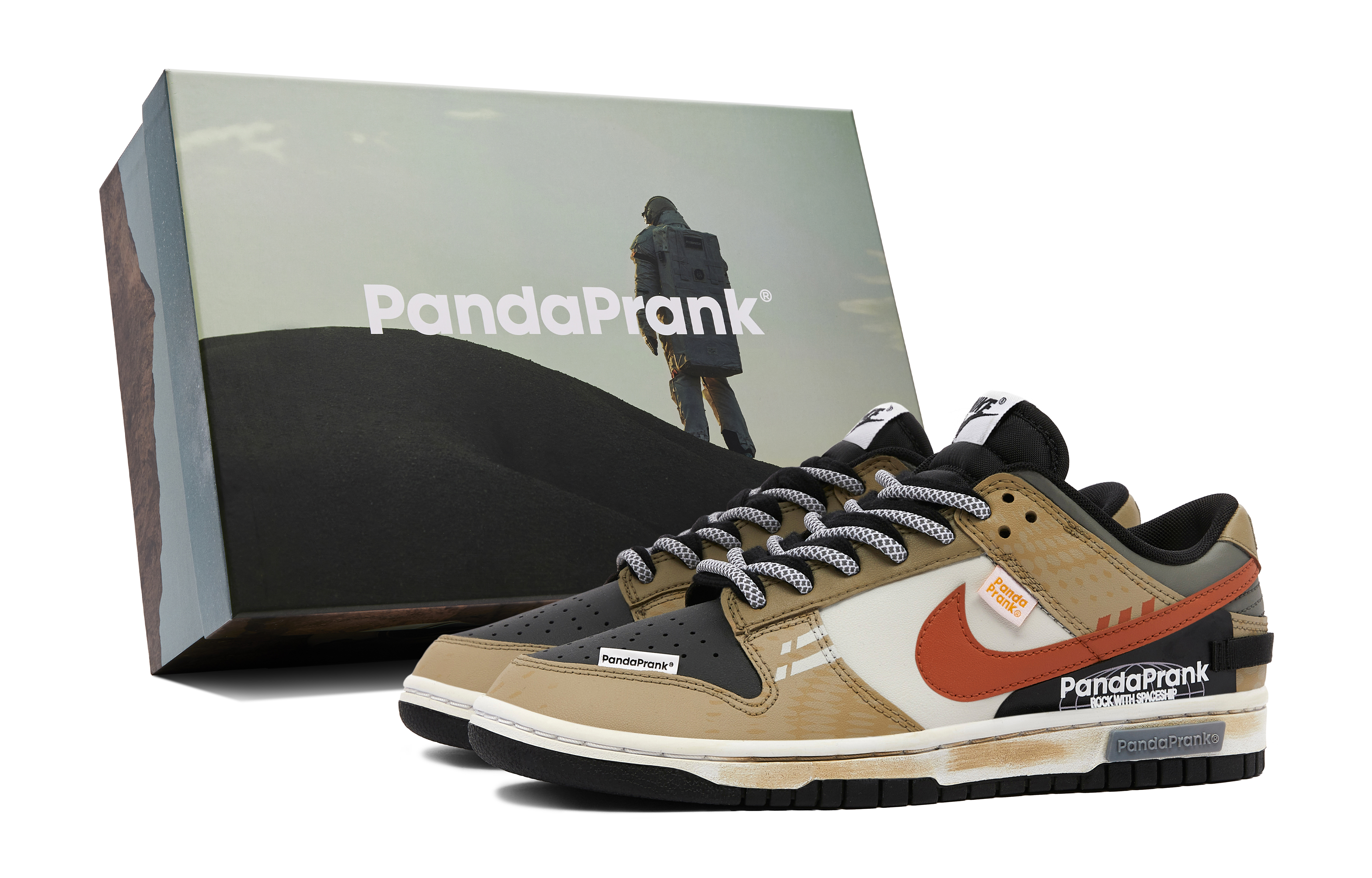 Buy ナイキ ダンク ロー "パンダ宇宙艦隊帰還" (Nike Dunk Low "Panda Uchū Kantai Kikan") FD1232-001-485165