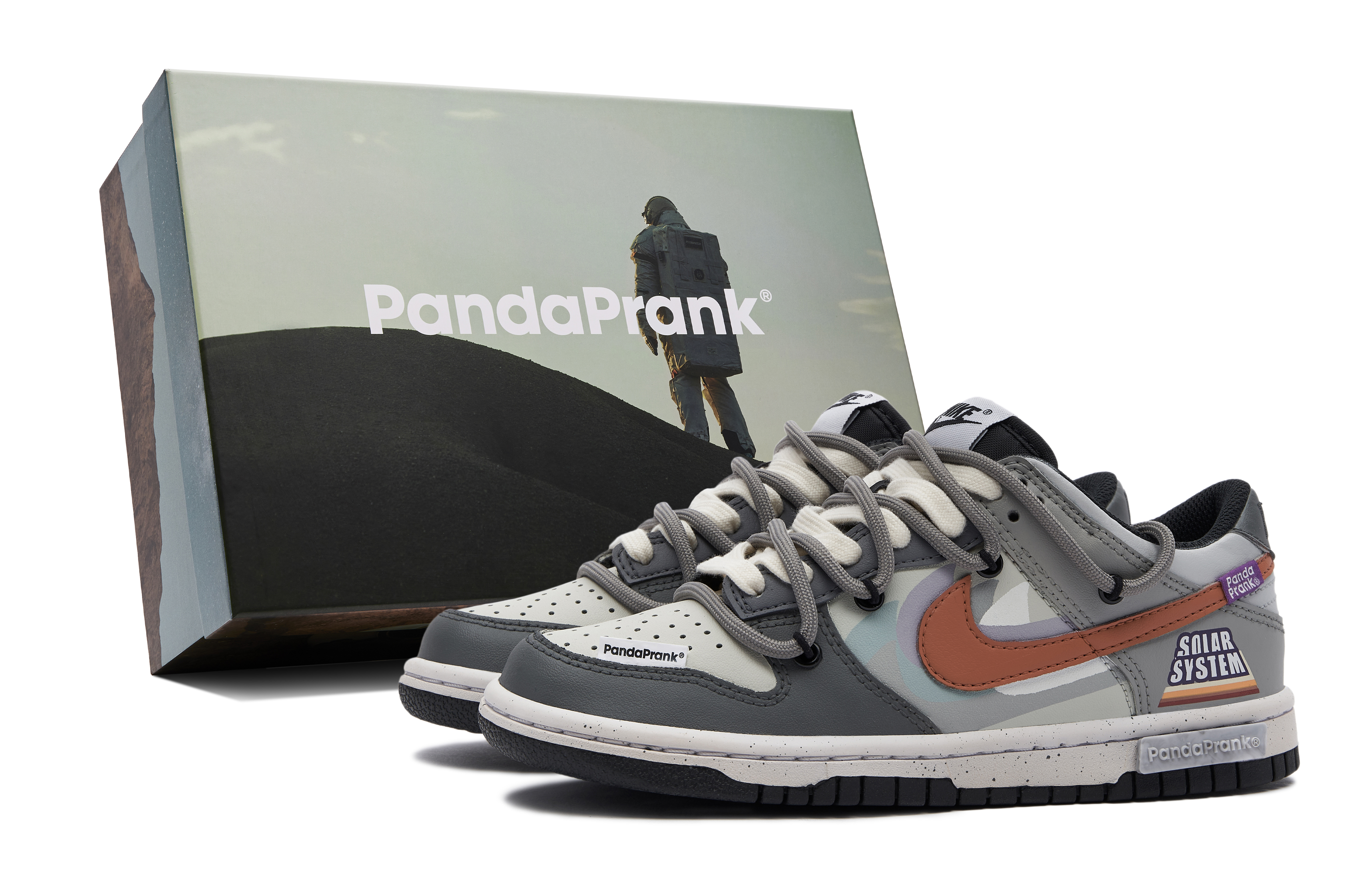 Buy 나이키 덩크 로우 '판다 장난꾸러기 우주탐험' (Nike Dunk Low 'Panda mischief space explorers') FD1232-001-481019