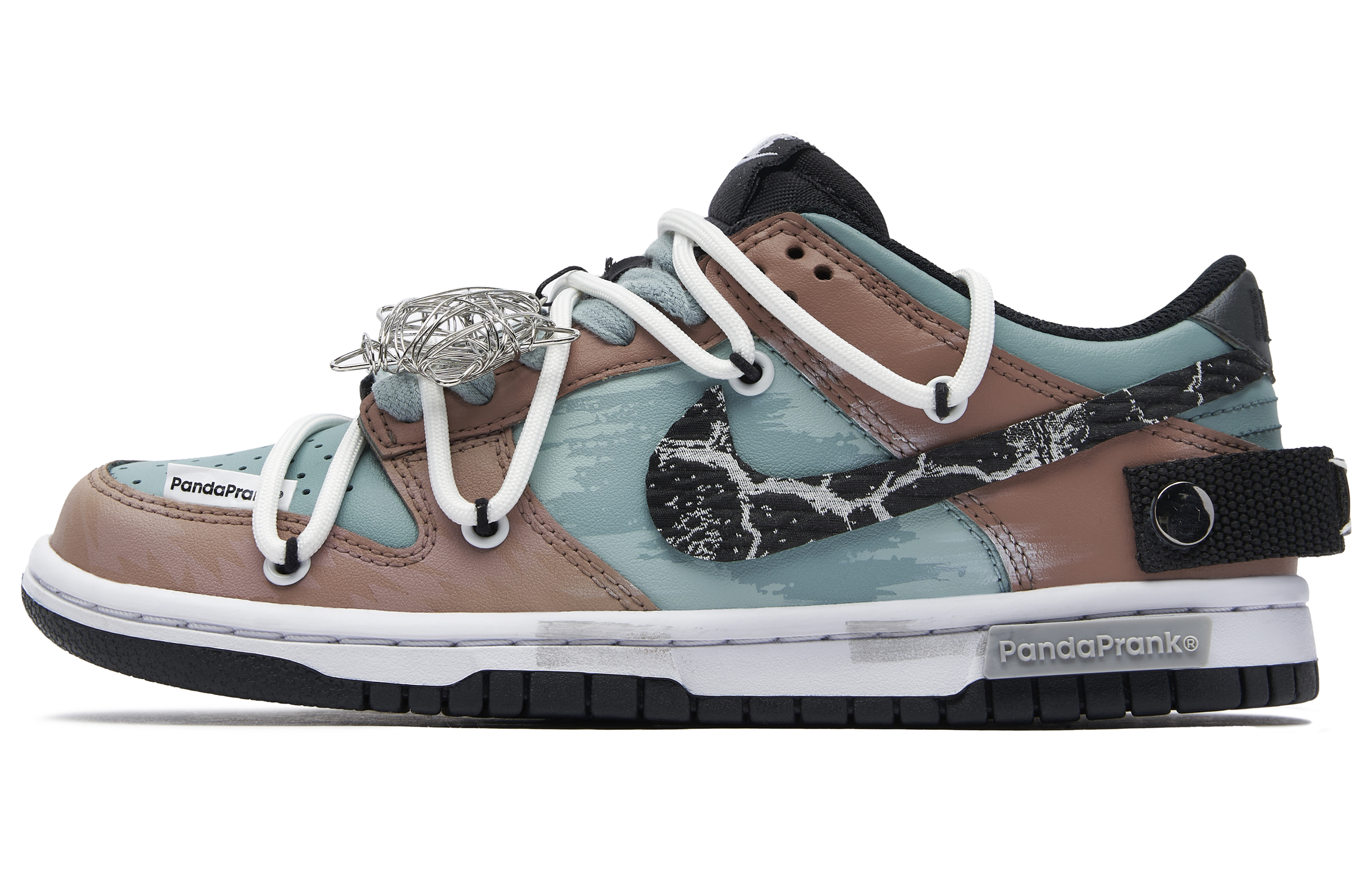 Order カスタムシューズ] ナイキ ダンク ロー 'パンダ プランク - 宇宙探査' DV0831-002-481112 DV0831-002-481112