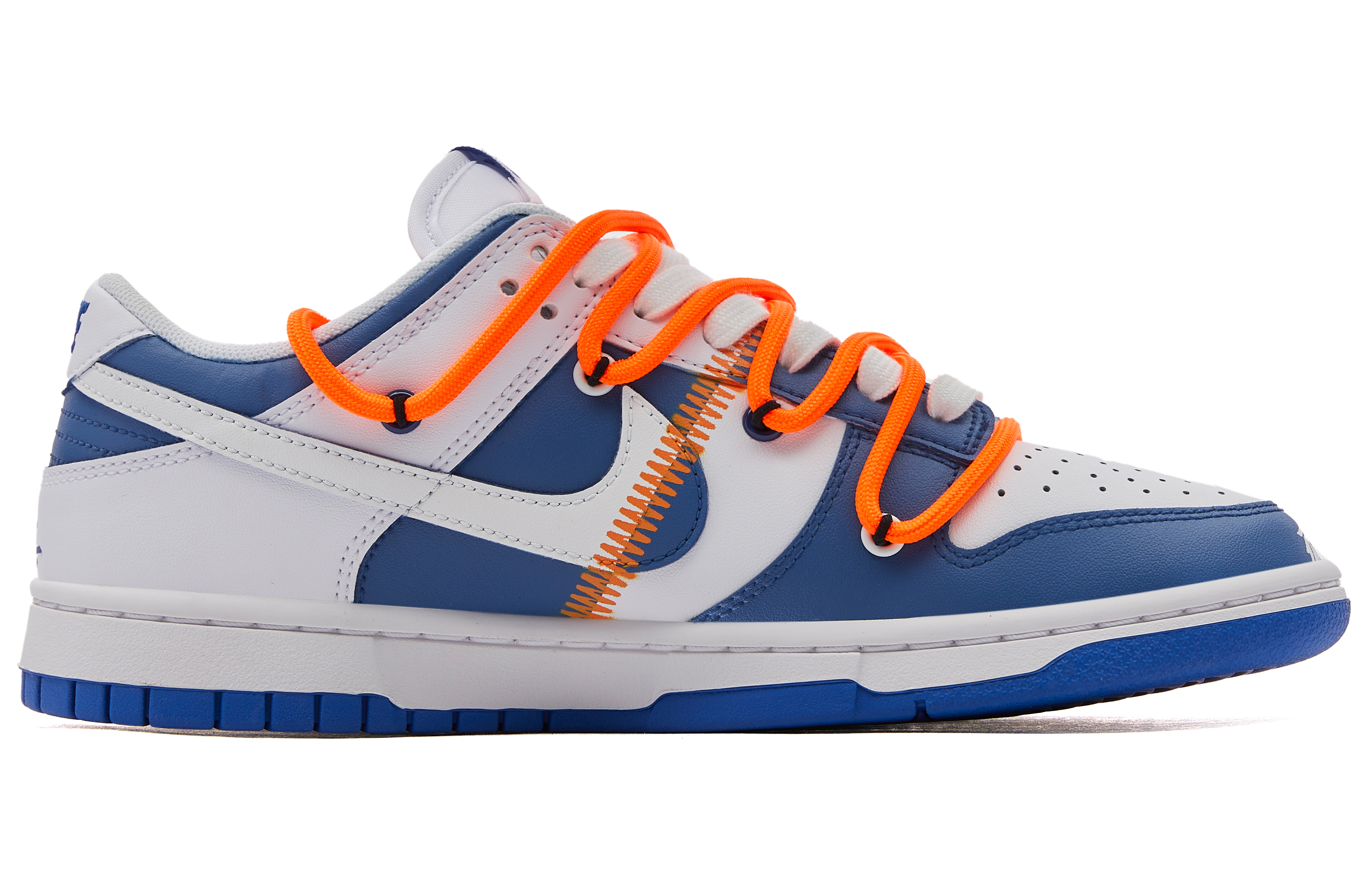 Lookbook 【訂製球鞋】Nike Dunk Low 熊貓惡作劇 遊境歷險 降溫 潮流百搭 耐磨 低筒 板鞋 男款 白藍