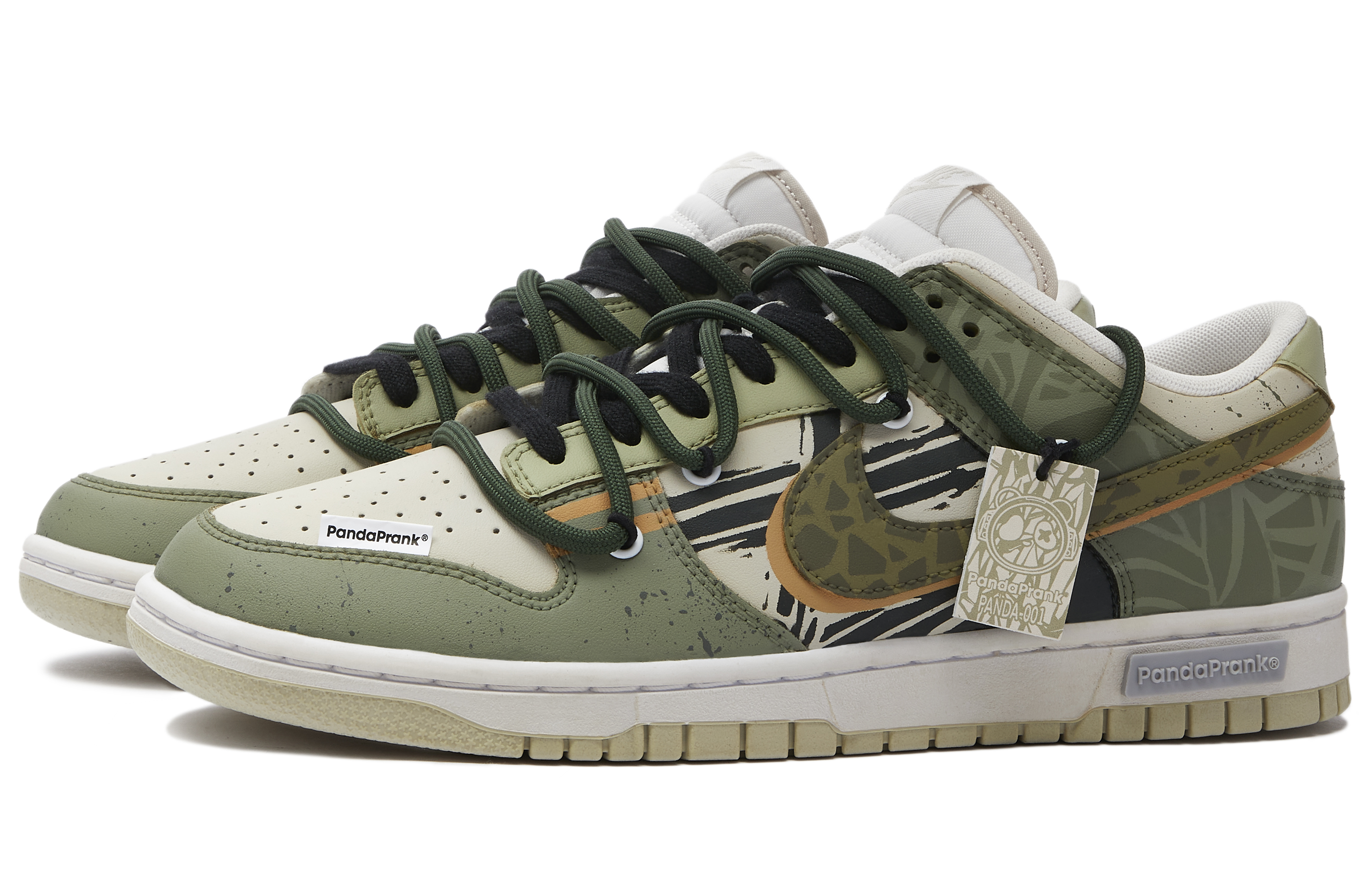 Shop [定制鞋款] 耐克Dunk Low '熊猫恶作剧-宇宙探索 惊险行星' DV0831-003-481208