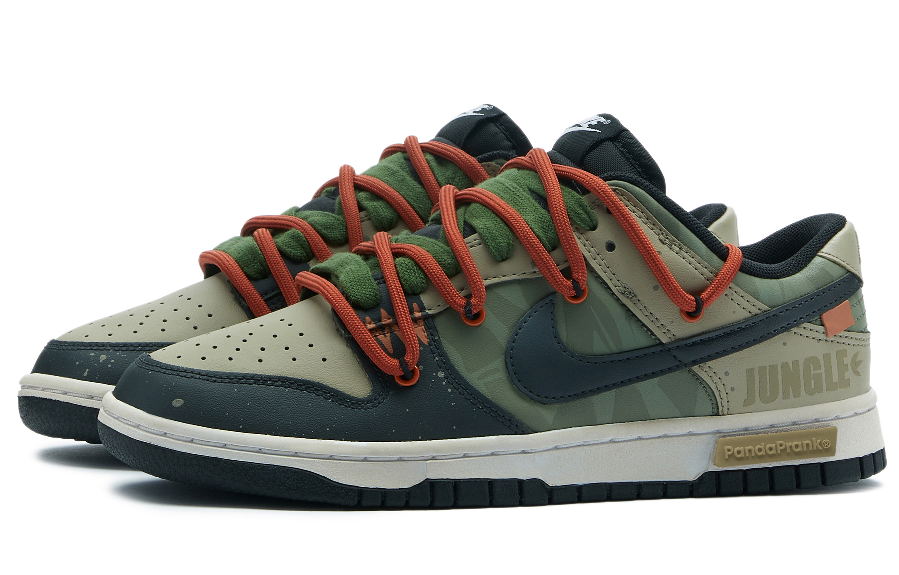 Shop [Kasut Tersuai] Nike Dunk Low 'Panda Prank Hutan Buluh Penjelajahan' DV0831-002-481055