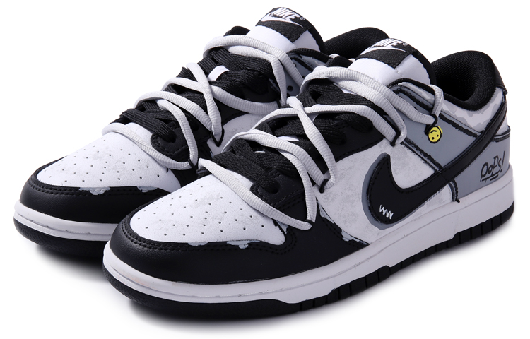 Lookbook ナイキ ダンク ロー "パンダスマイル" (カスタム) DD13910-100-445668