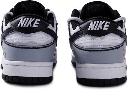 ナイキ ダンク ロー "パンダスマイル" (カスタム) DD13910-100-445668 Shop ナイキ ダンク ロー "パンダスマイル" (カスタム) DD13910-100-445668