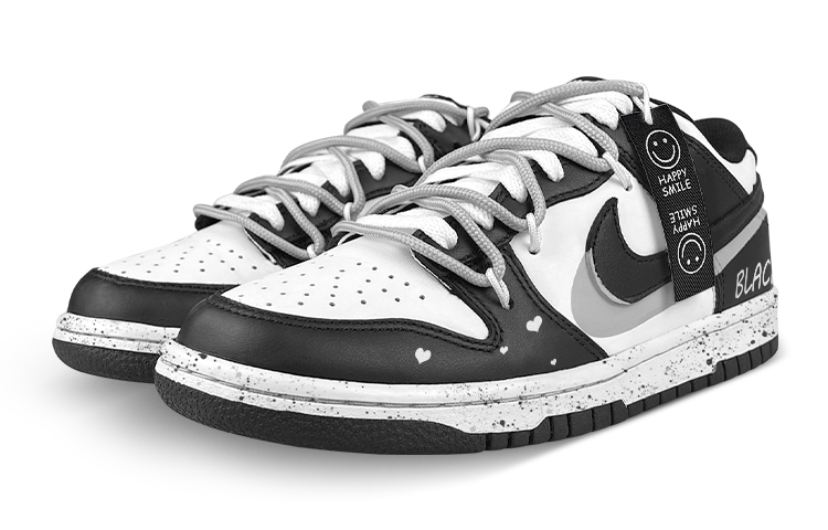 Lookbook Nike Dunk Low Panda Smiley Corazón Desconstruido CW1590-100(Team47-女款对折笑脸黑)