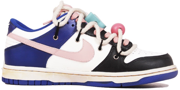 custom-shoes-nike-dunk-low-paper-airplane