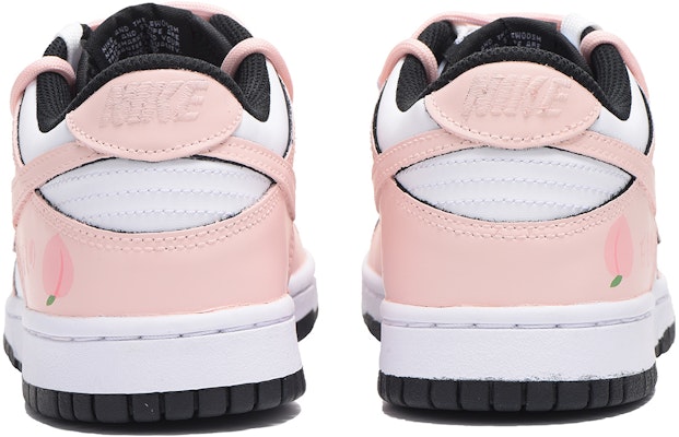 나이키 덩크 로우 '피치 핑크' (커스텀) CW1590-100(Team拾伍-女款粉桃) Shop 나이키 덩크 로우 '피치 핑크' (커스텀) CW1590-100(Team拾伍-女款粉桃)