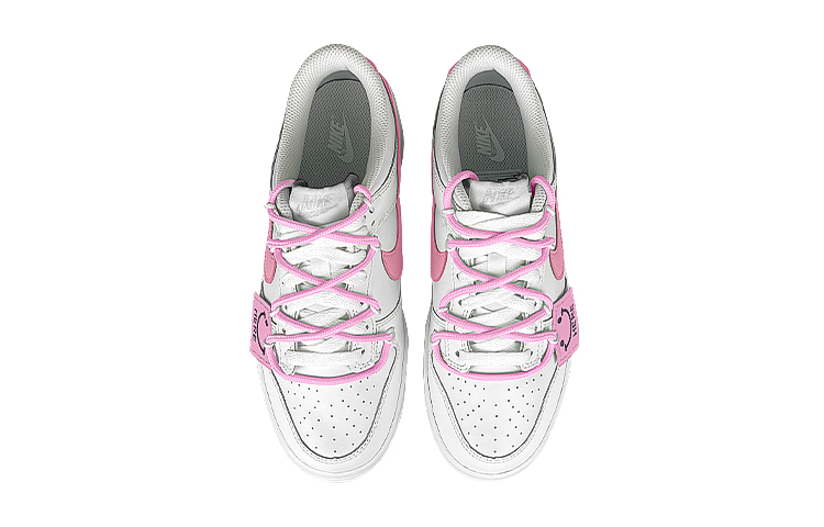 Shop 【客製化球鞋】 Nike Dunk 低筒 解構 雙鞋帶 笑臉布貼 桃子 襪子 禮盒 低筒 滑板鞋 男款 白粉