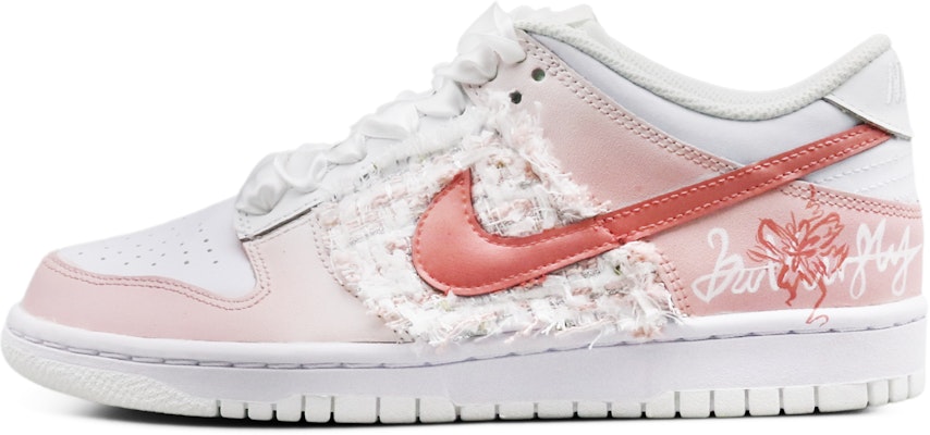 【訂製球鞋】 Nike Dunk 低筒 粉蝴蝶 氣質女孩 輕奢簡約 縫紉工藝 漸變色 絲綢鞋帶 低筒 板鞋 GS 淡粉色 Buy 【訂製球鞋】 Nike Dunk 低筒 粉蝴蝶 氣質女孩 輕奢簡約 縫紉工藝 漸變色 絲綢鞋帶 低筒 板鞋 GS 淡粉色