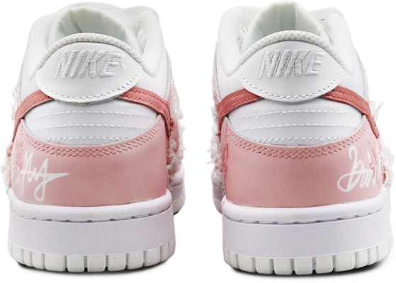 【訂製球鞋】 Nike Dunk 低筒 粉蝴蝶 氣質女孩 輕奢簡約 縫紉工藝 漸變色 絲綢鞋帶 低筒 板鞋 GS 淡粉色 Purchase 【訂製球鞋】 Nike Dunk 低筒 粉蝴蝶 氣質女孩 輕奢簡約 縫紉工藝 漸變色 絲綢鞋帶 低筒 板鞋 GS 淡粉色