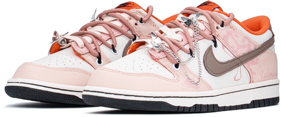 나이키 덩크 로우 '핑크 버터플라이 Y2K' (커스텀) DH9765-003(TeamA-DK女蝴蝶情人S-BOX) Lookbook 나이키 덩크 로우 '핑크 버터플라이 Y2K' (커스텀) DH9765-003(TeamA-DK女蝴蝶情人S-BOX)