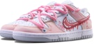 Shop 나이키 덩크 로우 '핑크 디컨스트럭티드' (커스텀) DD1503-103(Team252-男女同款摇摆恋曲)
