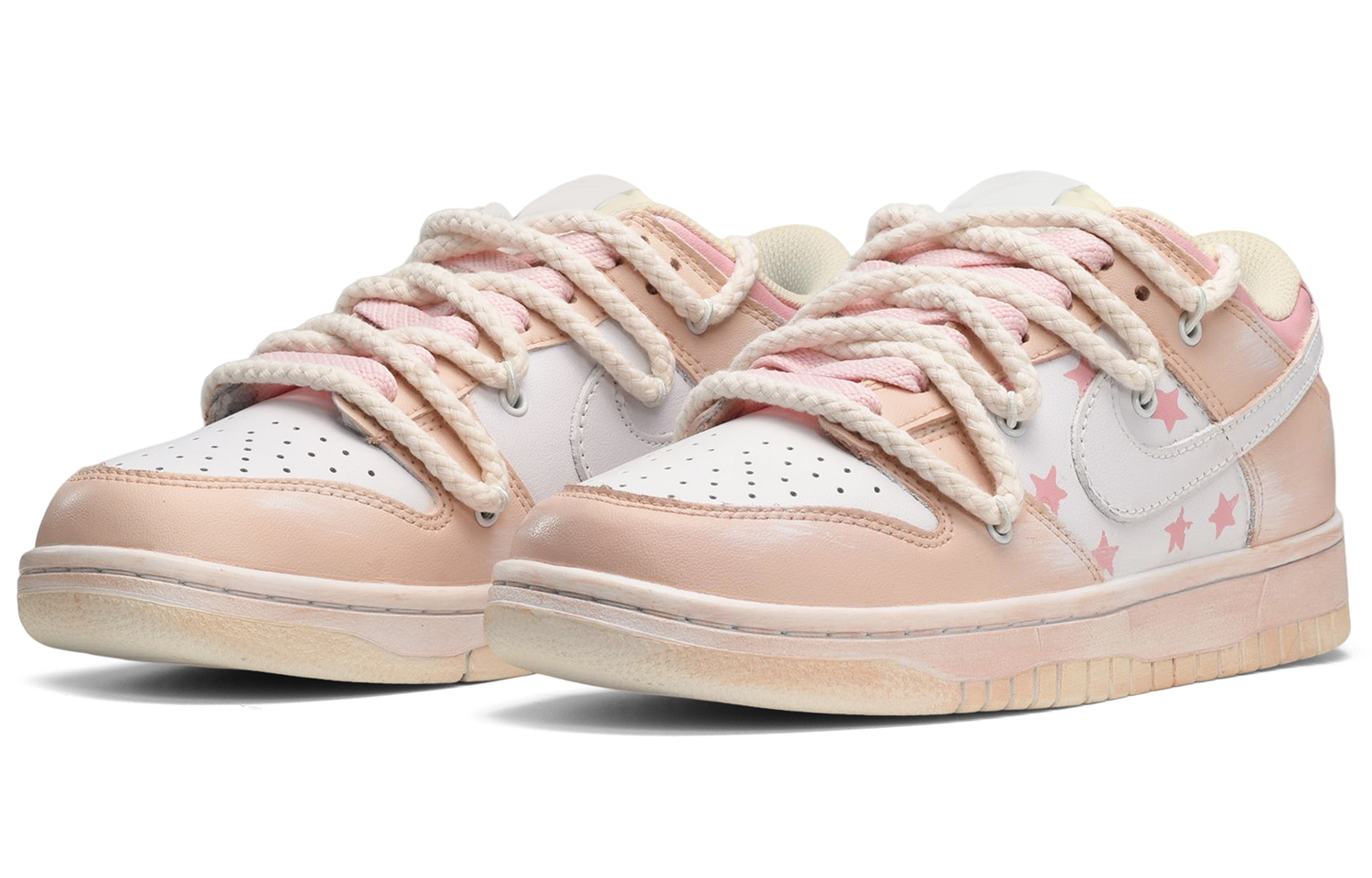 Lookbook 【定制球鞋】 Nike Dunk Low 解構風 潮流符號 滿天星 低幫 板鞋 男款 粉白