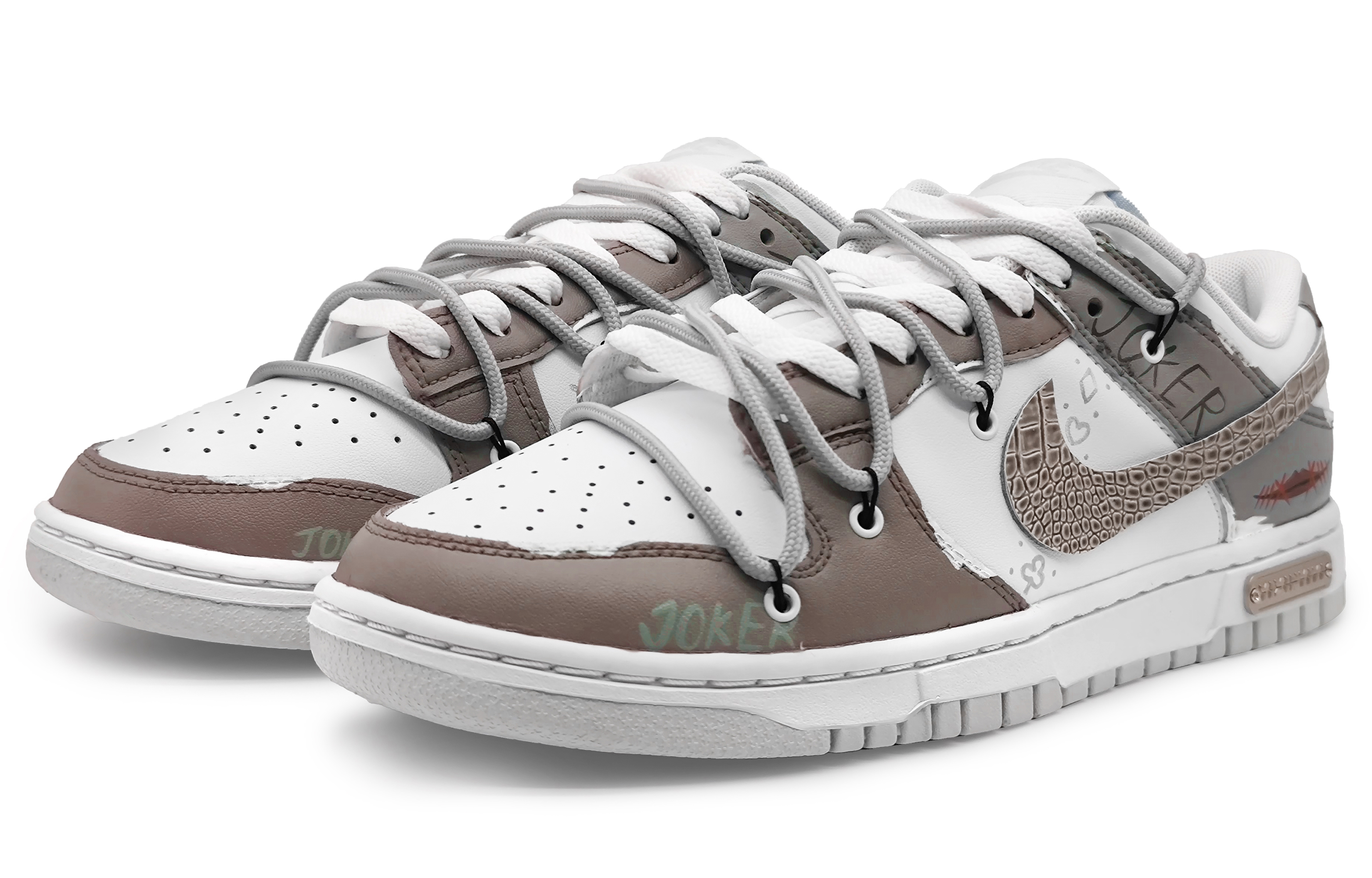 Lookbook [Sepatu Custom] Nike Dunk Low 'Poker Joker Buaya' DV0831-101(Team16-男款魔术空间灰棕)