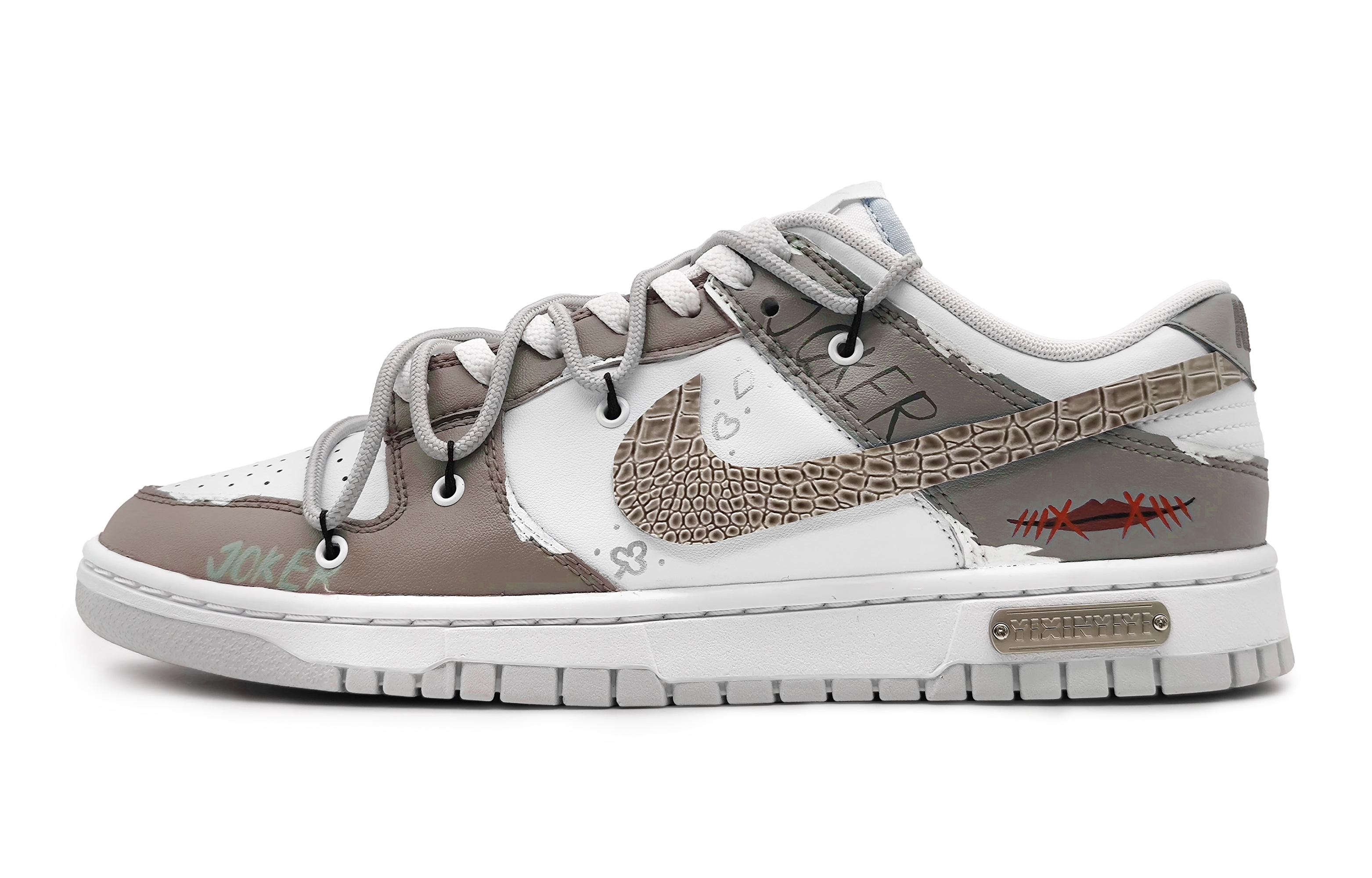 Buy [Zapatos Personalizados] Nike Dunk Low 'Poker Joker Gris-Marrón' DH9765-102(Team16-女款魔术空间灰棕)