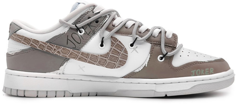 【客製球鞋】Nike Dunk Low 魔法空間 撲克小丑 緘默風格 鱷魚皮勾 解構雙鞋帶 低筒 板鞋 GS 灰棕 Order 【客製球鞋】Nike Dunk Low 魔法空間 撲克小丑 緘默風格 鱷魚皮勾 解構雙鞋帶 低筒 板鞋 GS 灰棕