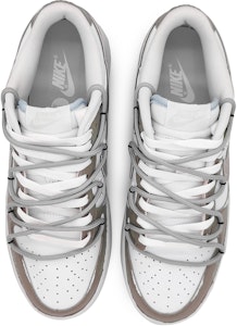 【客製球鞋】Nike Dunk Low 魔法空間 撲克小丑 緘默風格 鱷魚皮勾 解構雙鞋帶 低筒 板鞋 GS 灰棕 Shop 【客製球鞋】Nike Dunk Low 魔法空間 撲克小丑 緘默風格 鱷魚皮勾 解構雙鞋帶 低筒 板鞋 GS 灰棕