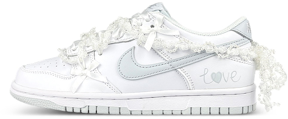 【訂製球鞋】Nike Dunk Low 純愛芭蕾 解構 蝴蝶結 蕾絲花邊綁帶 防滑減震 低筒 板鞋 GS 白灰 Buy 【訂製球鞋】Nike Dunk Low 純愛芭蕾 解構 蝴蝶結 蕾絲花邊綁帶 防滑減震 低筒 板鞋 GS 白灰