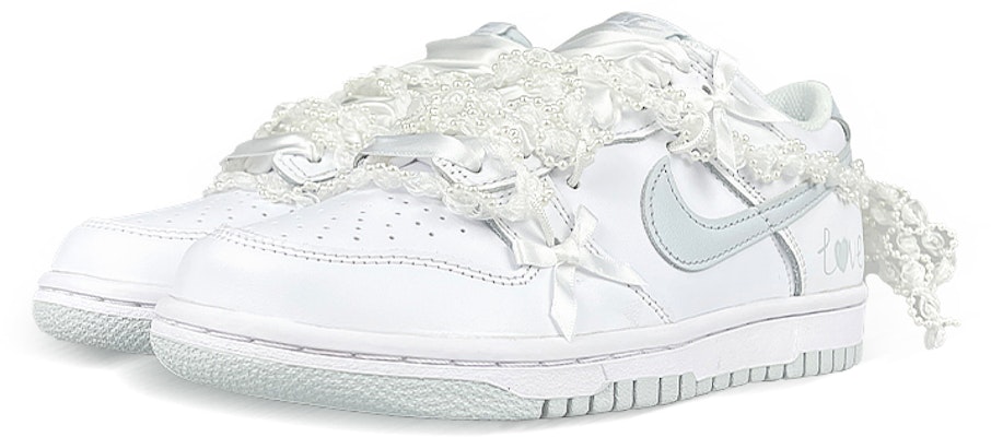 【訂製球鞋】Nike Dunk Low 純愛芭蕾 解構 蝴蝶結 蕾絲花邊綁帶 防滑減震 低筒 板鞋 GS 白灰 Lookbook 【訂製球鞋】Nike Dunk Low 純愛芭蕾 解構 蝴蝶結 蕾絲花邊綁帶 防滑減震 低筒 板鞋 GS 白灰