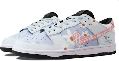 나이키 덩크 로우 '칠석 데이지' (커스텀) DV0831-002(Team53-男款雏菊) Lookbook 나이키 덩크 로우 '칠석 데이지' (커스텀) DV0831-002(Team53-男款雏菊)